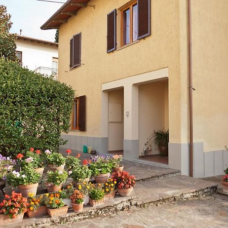 Апартаменты Casa Vacanze Dalla Nonna Биббьена Экстерьер фото